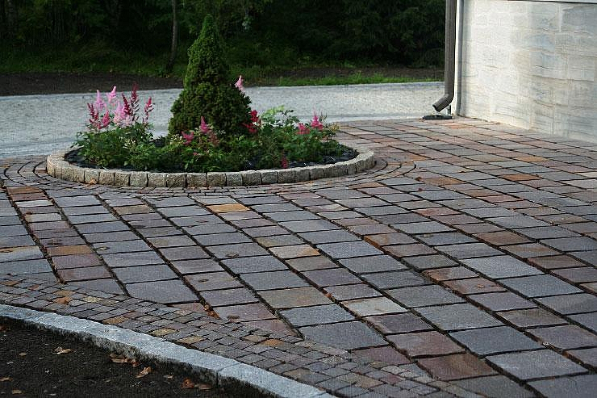 Porfüür, eri laiuste ja vaba pikkusega loodusliku pinnaga plaat 2